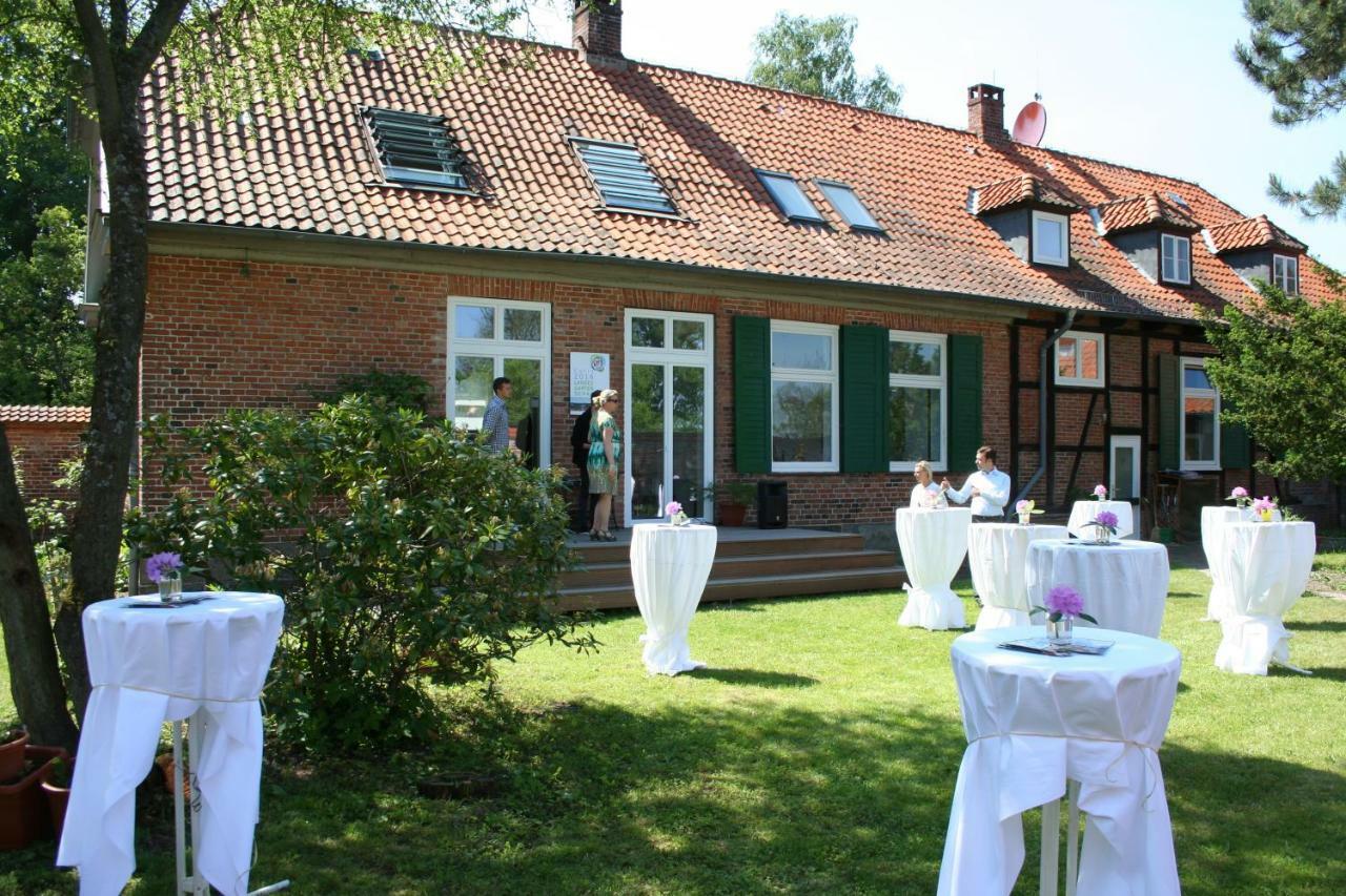 4 Sterne Wohnen Zum Alten Forsthof Am Schlosspark, App 1 Smuck Und Groot Apartment Eutin